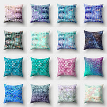 Load image into Gallery viewer, Mermaid Scale Sequin Pillow Case