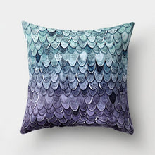 Load image into Gallery viewer, Mermaid Scale Sequin Pillow Case