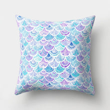 Load image into Gallery viewer, Mermaid Scale Sequin Pillow Case