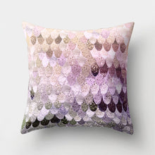 Load image into Gallery viewer, Mermaid Scale Sequin Pillow Case