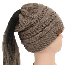 Load image into Gallery viewer, Ponytail Women&#39;s Knitted Beanie ll 25 Colors